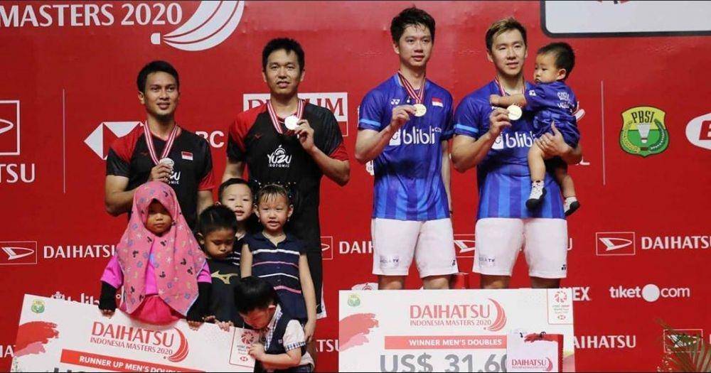 Podium ganda putra di Indonesia Masters 2020 (Instagram.com/badminton.ina)
