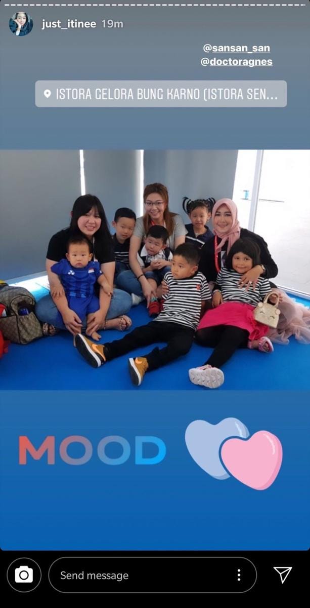 Keluarga Marcus Fernaldi Gideon, Hendra Setiawan dan Mohammad Ahsan (Twitter.com/BadmintonTalk)