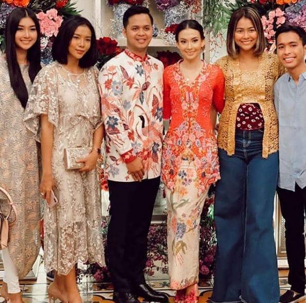 instagram.com/karinadila8921/