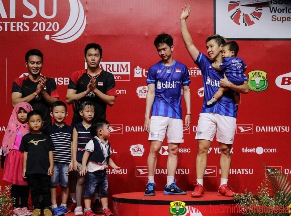 Podium ganda putra Indonesia di Indonesia Masters 2020 (Instagram.com/kevingideon.fc_)
