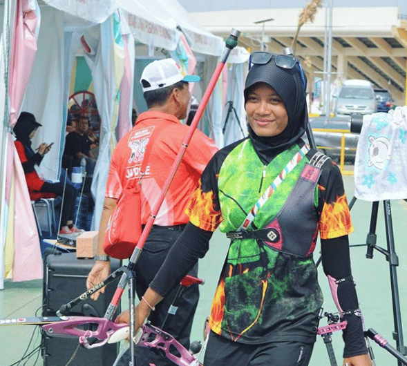 Instagram/@dianandach