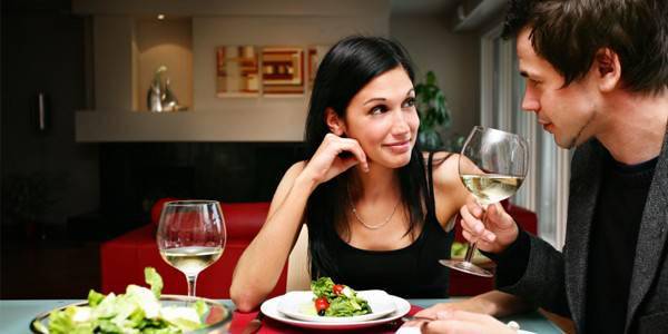 https://cdn.idntimes.com/content-images/post/20161213/4b2f5-couple5-valentinesdayco-92365706a29a392ac9a0a6c5fe5091b5.jpg