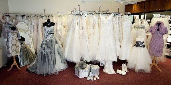 http://i288.photobucket.com/albums/ll187/xenalevina/weddingdress5_forevermoreuk_zps3r2kq6ck.jpg