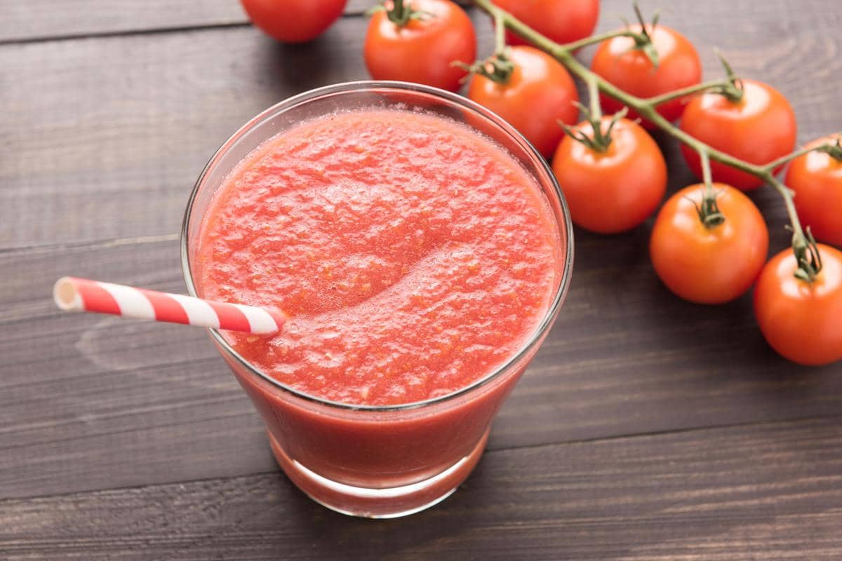 http://cdn.idntimes.com/content-images/post/20160623/04-fruit-smoothies-tomato-51475e6fb96b9ece7753204236cb6ab3.jpg