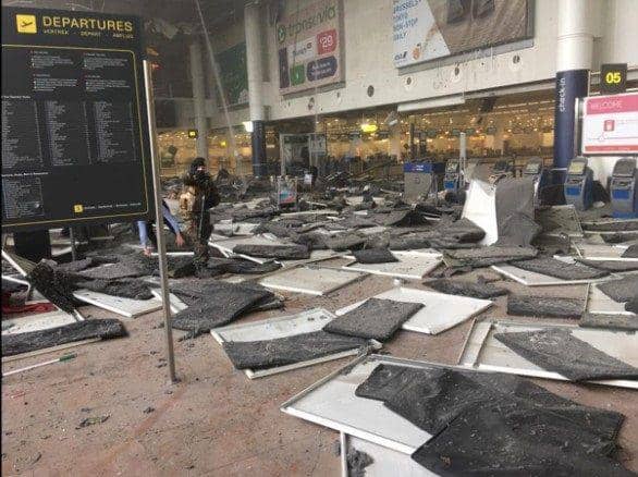 http://cdn.idntimes.com/content-images/post/20160323/160322084707-brussels-blast-0322-3-exlarge-169-9579fbf1baaea1a2cb4333d2655060fd.jpg