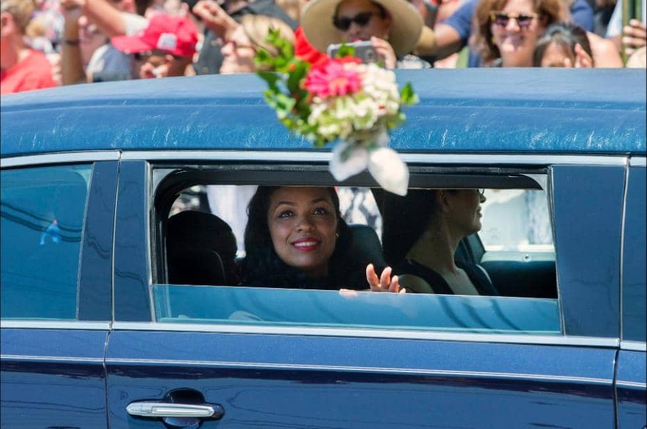 http://cdn.idntimes.com/content-images/post/20160611/160610100346-09-muhammad-ali-funeral-procession-0610-super-169-84ac0326e1c12c632dac6648ce31c227.jpg