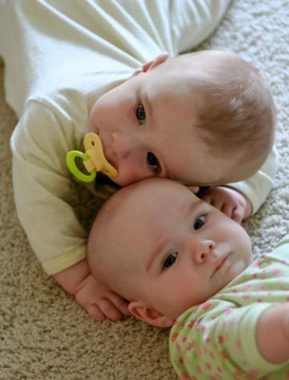 http://cdn.idntimes.com/content-images/post/old/181e8-twins27_flickr.jpg