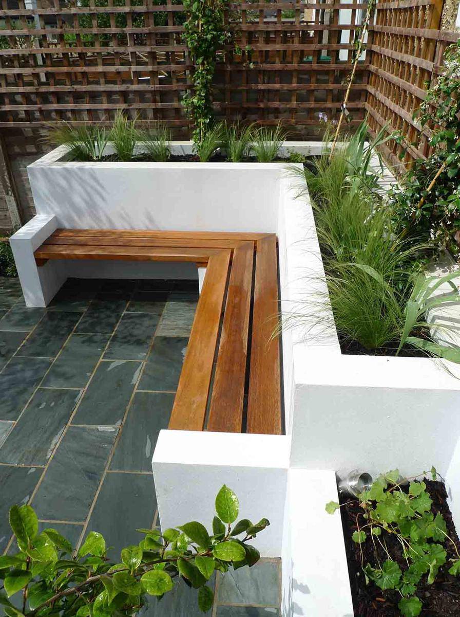 https://cdn.idntimes.com/content-images/post/20170322/19-built-in-planter-ideas-homebnc-68a4a5f359c409bcc7cc6ff382a3b6bd.jpg