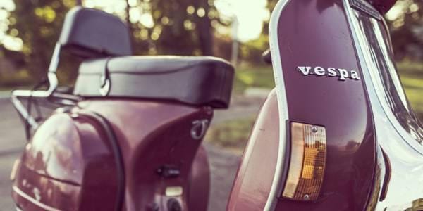 http://cdn.idntimes.com/content-images/post/old/1a7b5-vespa---pexels.com.jpg