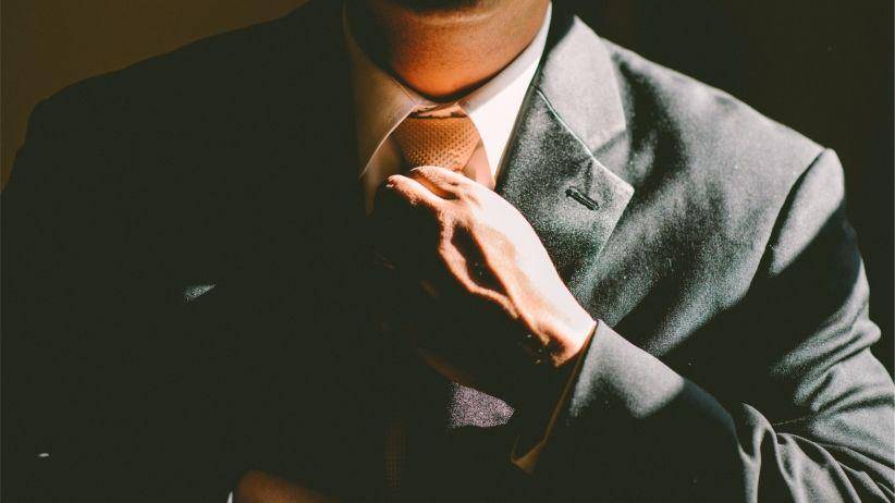 http://cdn.idntimes.com/content-images/post/20160203/20150312150934-traits-successful-entrepreneurs-man-tie-confident-suit-businessman-f188549d1d41c31787ac8ffc052cf021.jpeg
