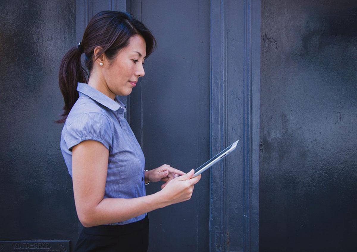 https://cdn.idntimes.com/content-images/post/20170130/20160428-pixabay-working-woman-79f2f1233e031a7ffaa1ddcc2ba9c41b.jpg