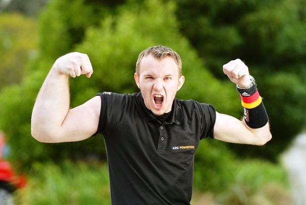http://cdn.idntimes.com/content-images/post/20160729/22-german-armwrestler-matthias-schlitte-melbourne-610x409-52a7bb52e790b867f8be93e4a5a4d2be.jpg