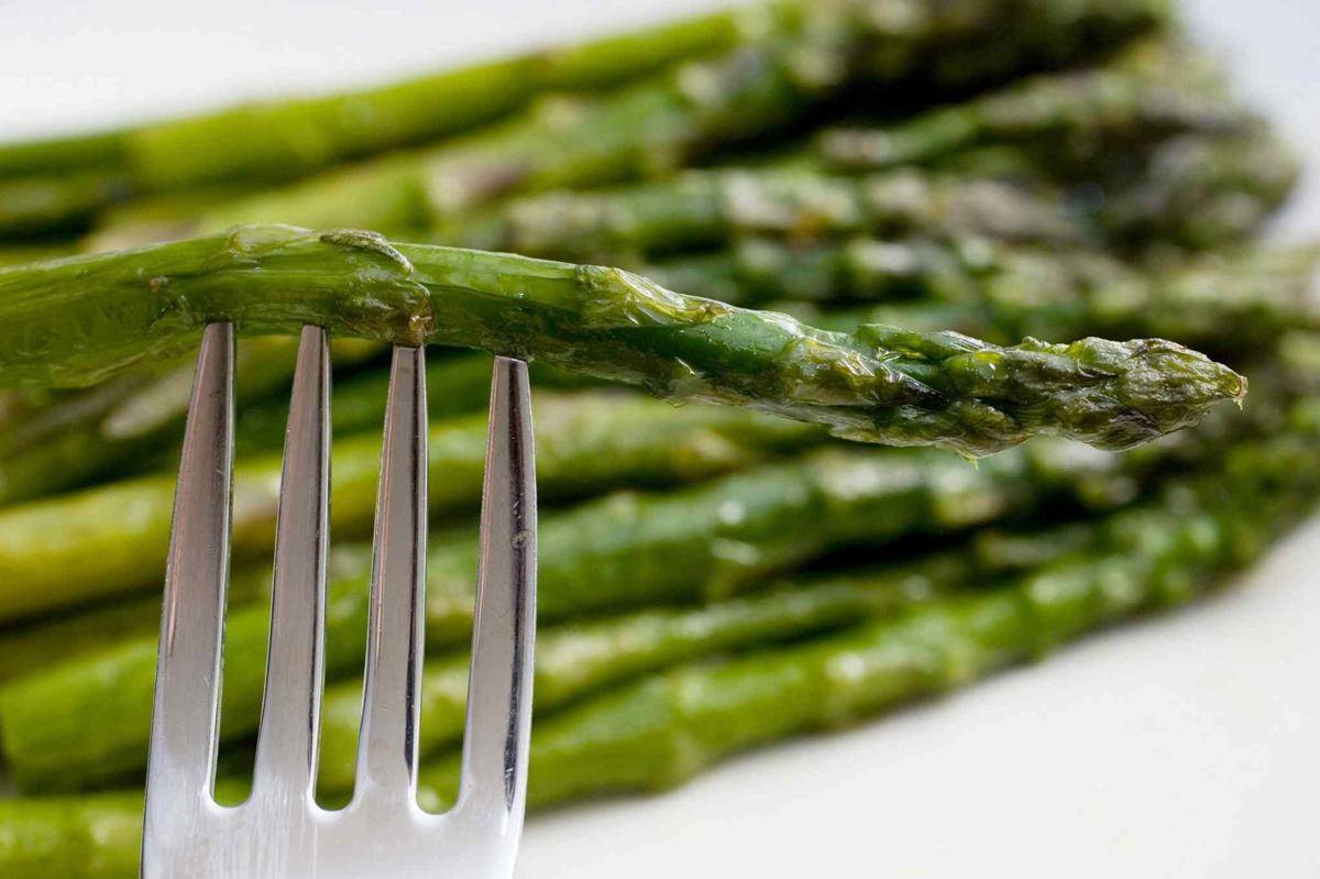 http://cdn.idntimes.com/content-images/post/20160413/27c1-food-healthy-asparagus-0591ffd35047c6583d69654c36702f3e.jpg