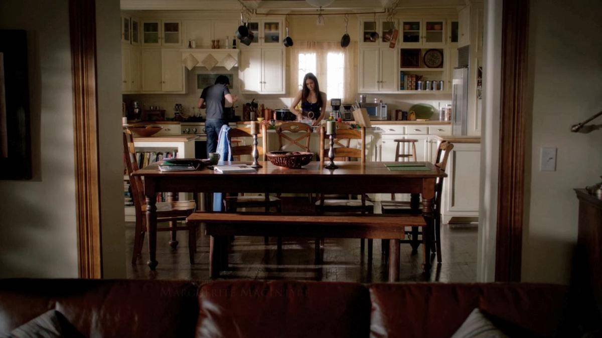 https://cdn.idntimes.com/content-images/post/20170516/304vampirediaries0077-77a9eb69659fe1bb0dc6369341c0cd57.jpg