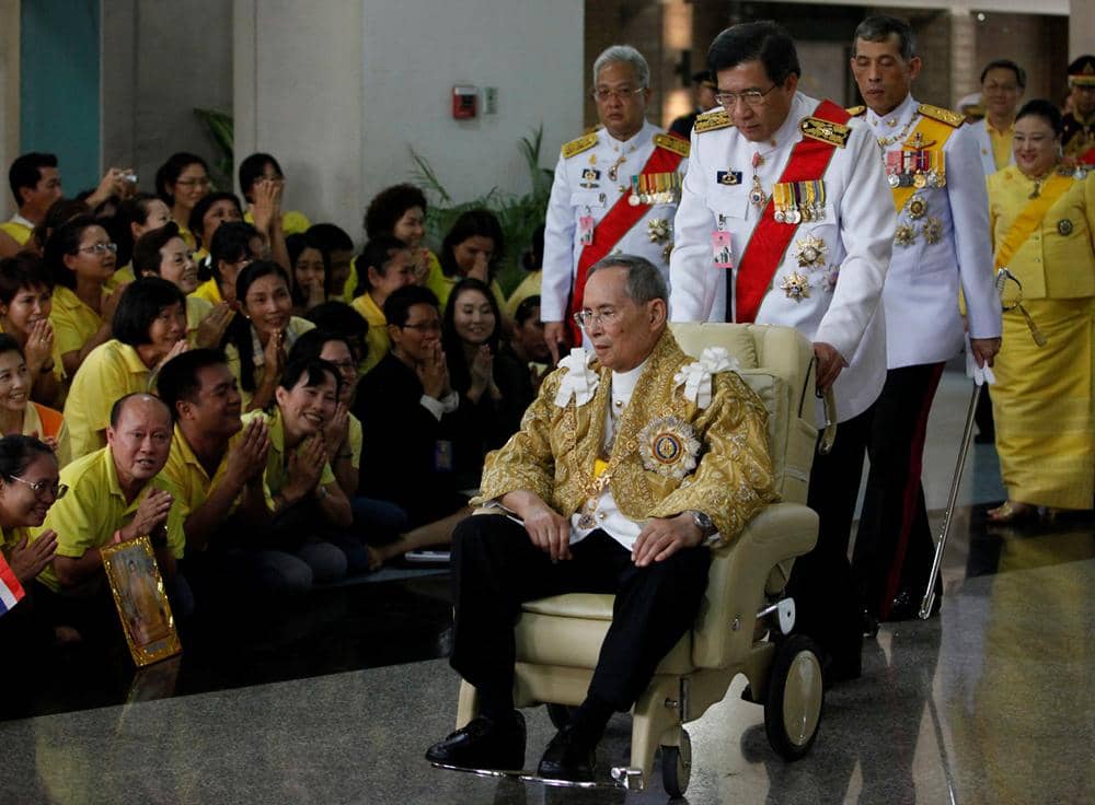 https://cdn.idntimes.com/content-images/post/20161014/4-antarafoto-king-bhumibol-thailand-131016-fbf8557f2e856dfac0f6fea3f04f989f.jpg