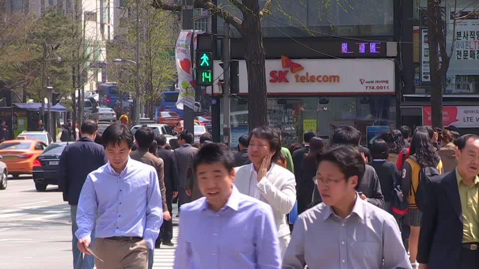https://cdn.idntimes.com/content-images/post/20160922/439803775-pedestrian-light-korean-seoul-zebra-crossing-1-9807abdb4f9ffe0b6e1c3081facf6737.jpg