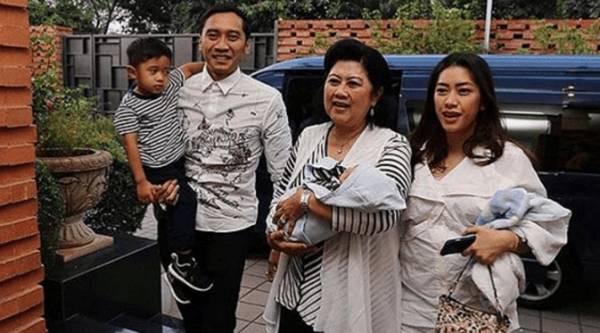 http://cdn.idntimes.com/content-images/post/20151221/478b792ff60586baa4e1ad70d8b56af2-1-d6bbd798b722ab6b5a802041c35d8f24.PNG