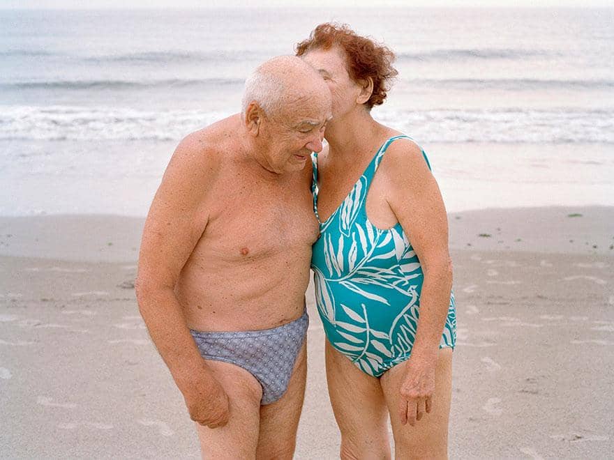 https://cdn.idntimes.com/content-images/post/20161116/50-years-love-lovers-couple-photography-lauren-fleishman-9-248953f3410a62f9a81024b89a25a6af.jpg