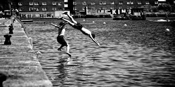 http://cdn.idntimes.com/content-images/post/old/592fc-swimming---pexels.com.jpg