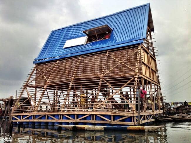 https://cdn.idntimes.com/content-images/post/20170225/6119655-makoko-floating-school-1471412588-650-b203d1f5db-1486719504-042d01fd1e5952eca8d387478e4fdc0d.jpg