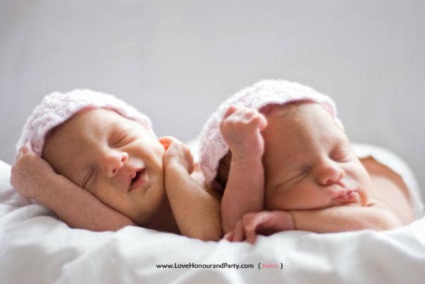http://cdn.idntimes.com/content-images/post/old/66f71-twins26_lovehonourandpartyphotographywordpress.jpg