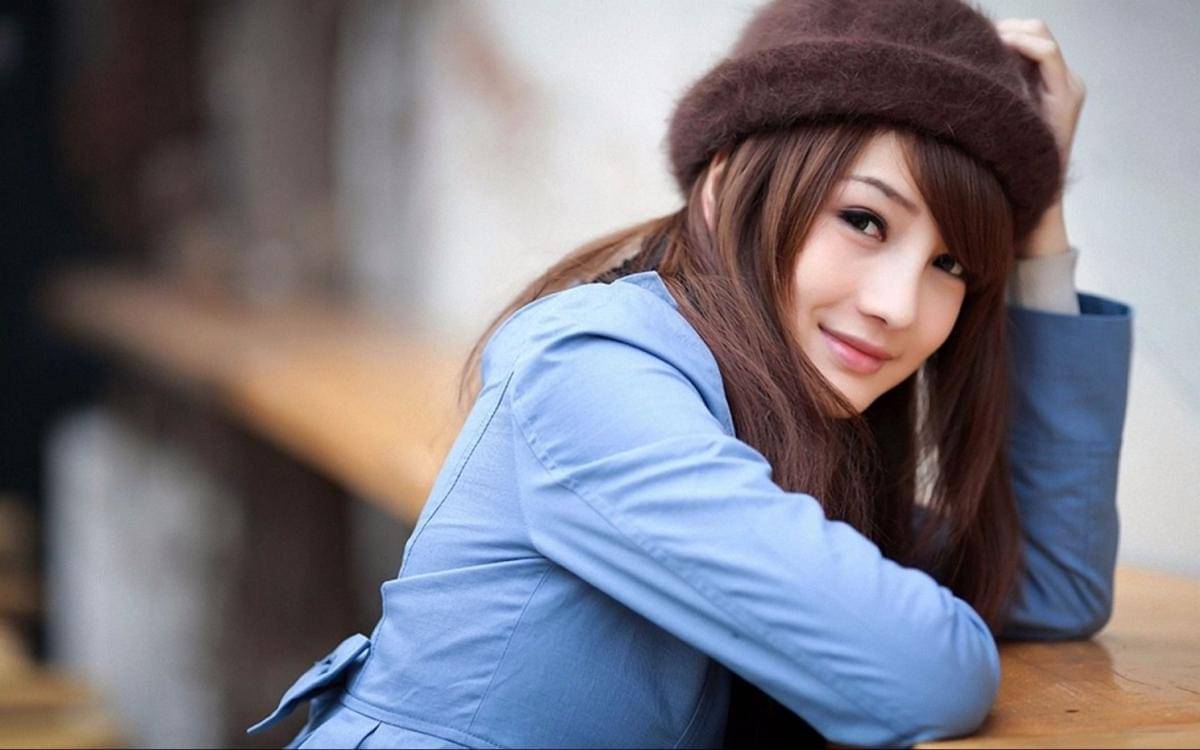 http://cdn.idntimes.com/content-images/post/20151016/7021498-cute-asian-girl-wallpaper.jpg