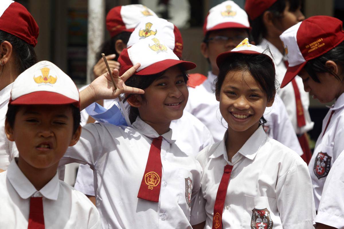 http://cdn.idntimes.com/content-images/post/20160620/8939-2014-tak-ada-sistem-tinggal-kelas-di-sd-9453a0629d6d5b4a76d185064668e78d.jpg