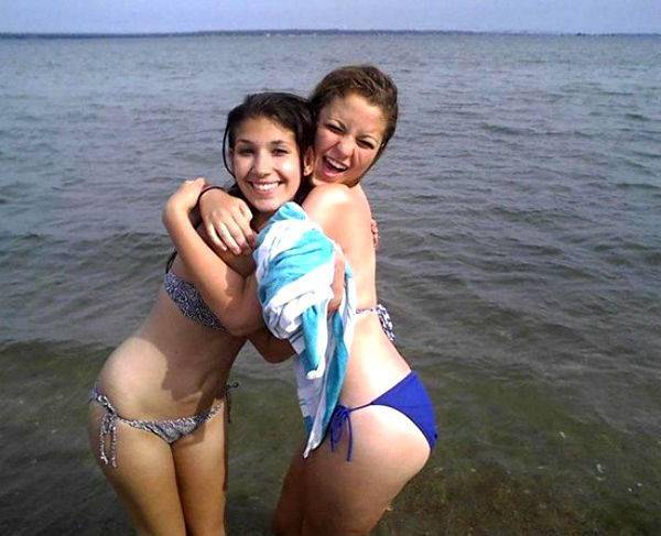 http://cdn.idntimes.com/content-images/post/old/89fce-double-take-photos20_clickypix.jpg