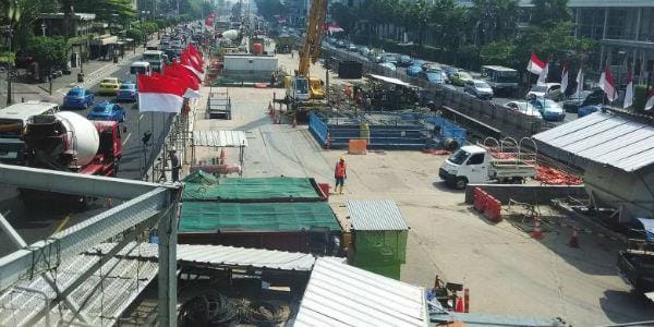 http://cdn.idntimes.com/content-images/post/20150928/JakartaMRT2.jpg