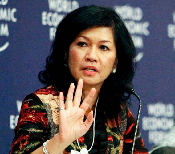 http://cdn.idntimes.com/content-images/post/20150820/Karen_Agustiawan_(teropongbisnis.com)_w568_h500.jpg