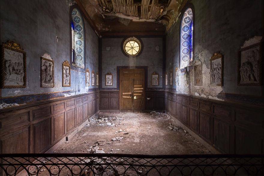 https://cdn.idntimes.com/content-images/post/20170410/abandoned-church-1-58e4d99d73a0e-880-1d11fa31fd64205dfd0e870b9004d733.jpg