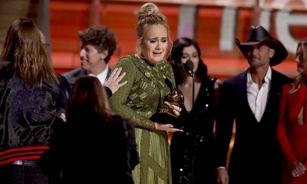 https://cdn.idntimes.com/content-images/post/20170213/adele-7bc079c18c0a57cf79374e3db84d890d.jpg