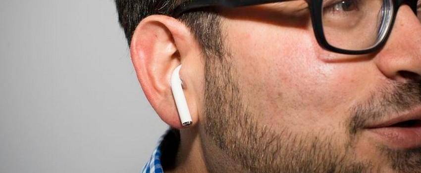 https://cdn.idntimes.com/content-images/post/20170215/airpods-0805f03b6bb4ec554f26d2514a38313c.jpg