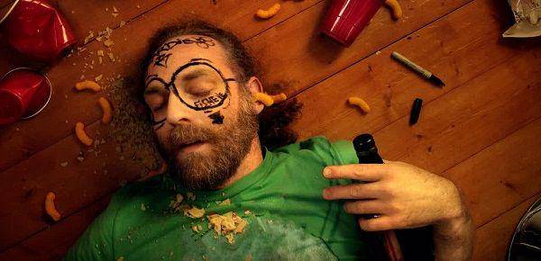 http://cdn.idntimes.com/content-images/post/20151210/alkohol-mic-977861ea79464f0bb24626f1148c4272.jpg