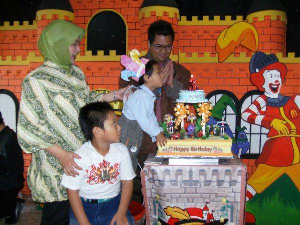 http://cdn.idntimes.com/content-images/post/20150928/anakcinta1.jpg