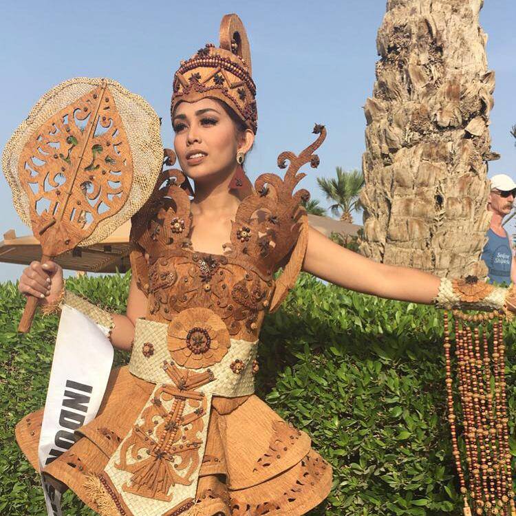 https://cdn.idntimes.com/content-images/post/20170425/annisa-1-bc5018c07c1d0d077b40b7301ec03d74.jpg