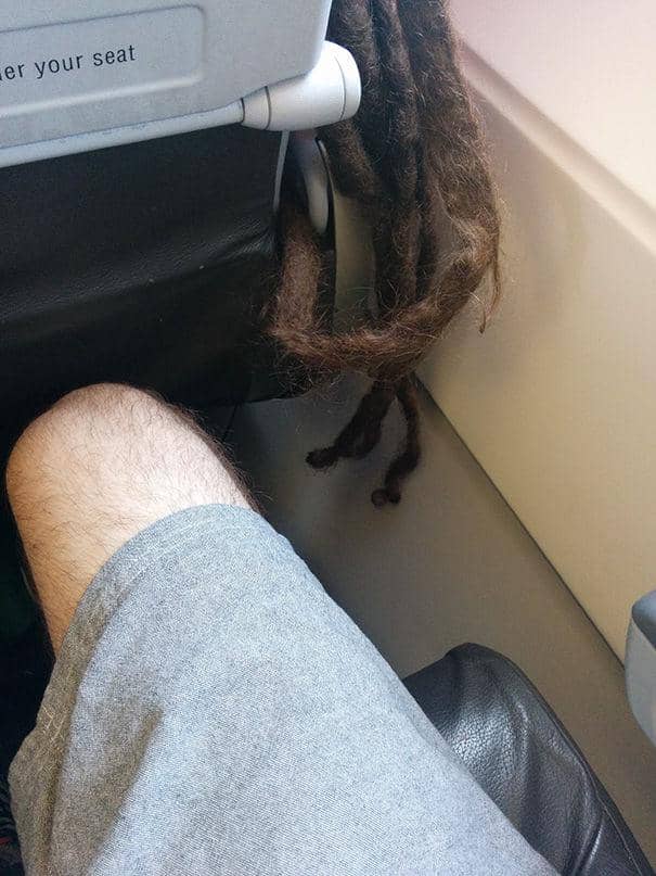 http://cdn.idntimes.com/content-images/post/20160411/annoying-passenger-shaming-flight-travel-airlines-605-5643fc53d0bc4aaba9d7938e9aadd1bc.jpg