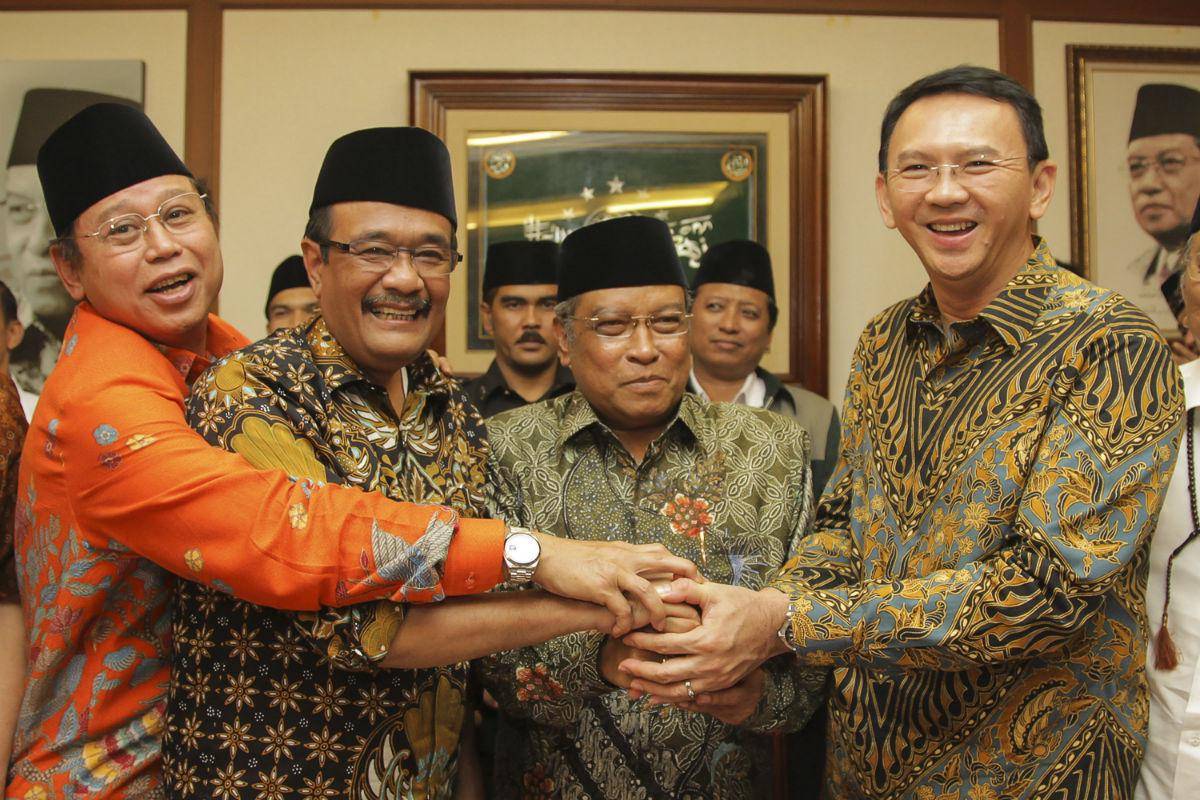 https://cdn.idntimes.com/content-images/post/20170415/antarafoto-ahok-djarot-ke-pbnu-100417-adm-1-523b6a29d02d1e1ec587f9294660bca8.jpg