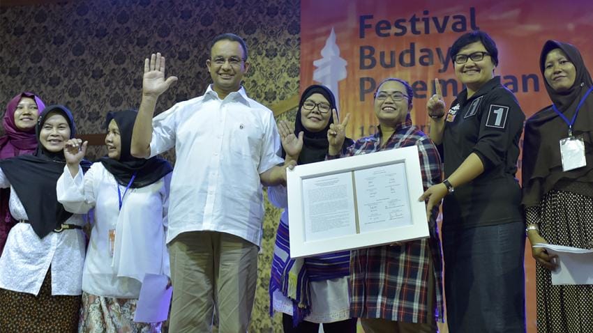 https://cdn.idntimes.com/content-images/post/20161215/antarafoto-cagub-festival-budaya-perempuan-081216-wpa-1-e5386817be152d9205b00d4e57c0bd27.jpg