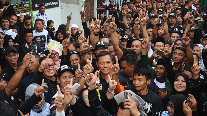 https://cdn.idntimes.com/content-images/post/20170110/antarafoto-kampanye-agus-yudhoyono-080117-ak-3-f098ff5825cf9a022990d8dbe1eb2c68.jpg