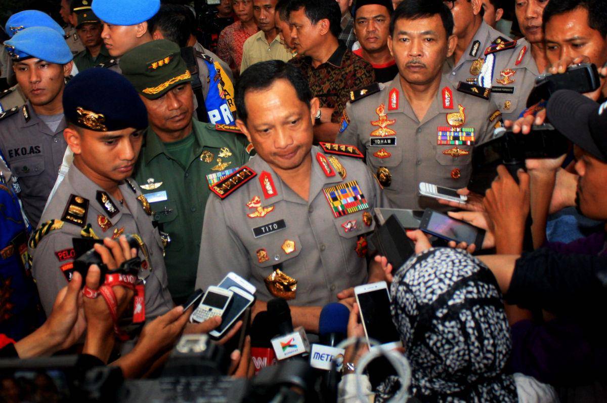 https://cdn.idntimes.com/content-images/post/20161021/antarafoto-kapolri-kunjungi-kapolsek-korban-penusukan-211016-bal-64d95ce8fe683fae522b63dfac6ee282.jpg