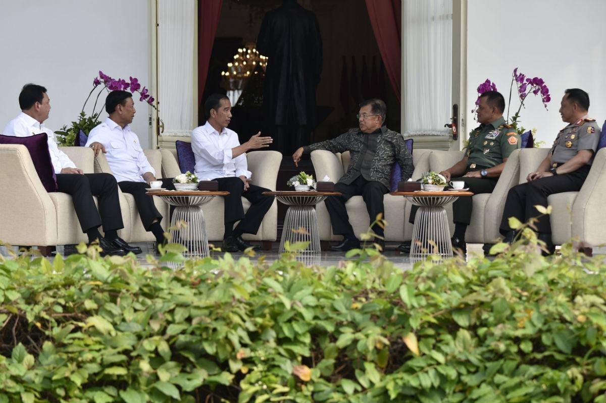 https://cdn.idntimes.com/content-images/post/20170418/antarafoto-pesan-presiden-jelang-pilkada-dki-170417-pus-3-35b5d85610b78fd20ec63cf3733f64bd.jpg