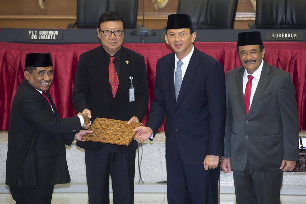 https://cdn.idntimes.com/content-images/post/20161027/antarafoto-plt-gubernur-jakarta-261016-wsj-1-6b6d5f0649334bb39149a4505c4931d3.jpg