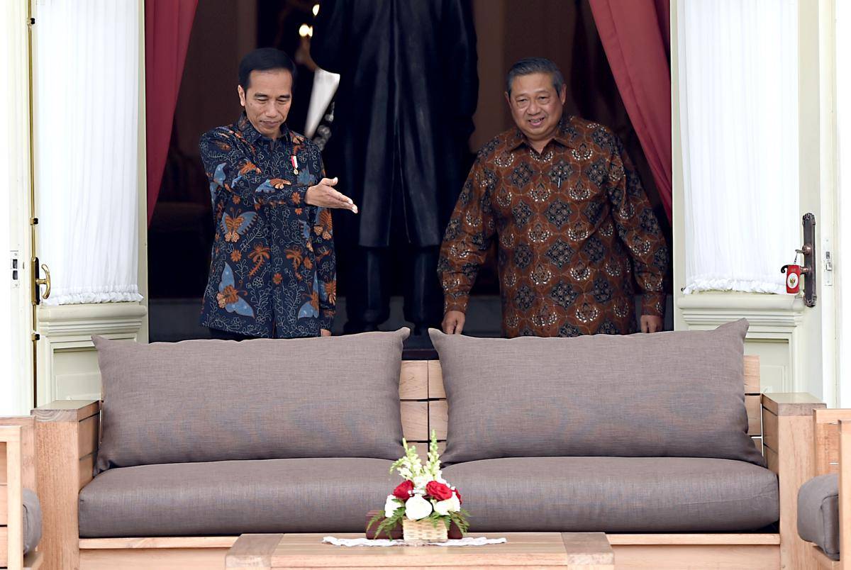 https://cdn.idntimes.com/content-images/post/20170322/antarafoto-presiden-terima-sby-090317-cbs-1-761e0314da2b4e7c0b4a116725d5a98a.jpg