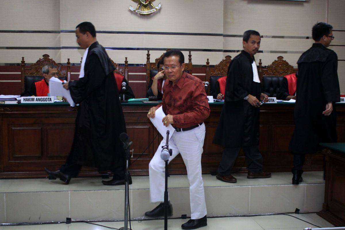 https://cdn.idntimes.com/content-images/post/20170204/antarafoto-sidang-lanjutan-kasus-korupsi-dahlan-iskan-130117-um-2-f80f402e31c80191ce79a337fac143ca.jpg