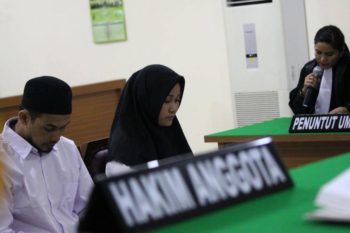 https://cdn.idntimes.com/content-images/post/20161112/antarafoto-sidang-terdakwa-kasus-vaksin-palsu-bekasi-111116-ris-1-28fe71493c7aca5e0a4558770c60794c.jpg
