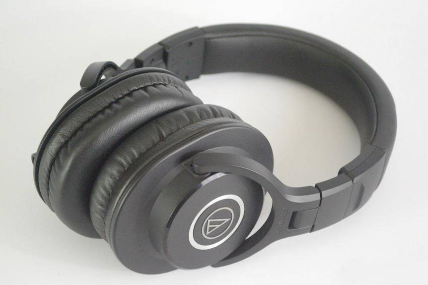 https://cdn.idntimes.com/content-images/post/20161214/audio-technica-6c2162ba5ccf12afa55a7f7d7b5db4cd.jpg