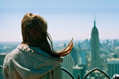 http://cdn.idntimes.com/content-images/post/20151118/back-empire-state-building-girl-hair-hoodie-new-york-favimcom-50839-5dbfab30f88c13c891c66fe6e7409294.jpg