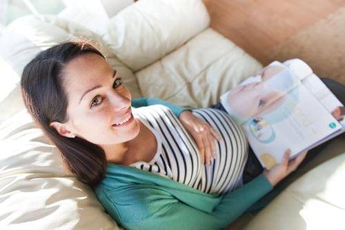 http://cdn.idntimes.com/content-images/post/20151221/best-books-for-pregnant-moms-f7c56b964b7ac5b059b98158d48769c7.jpg