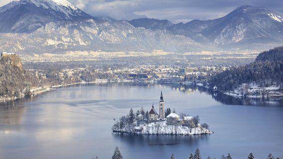 http://cdn.idntimes.com/content-images/post/20151224/bledslovania-7ddb677cb221952f70c1456d215c6bc0.jpg